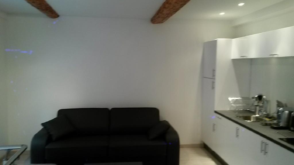 Safranier Townhouse Apartment Антиб Стая снимка