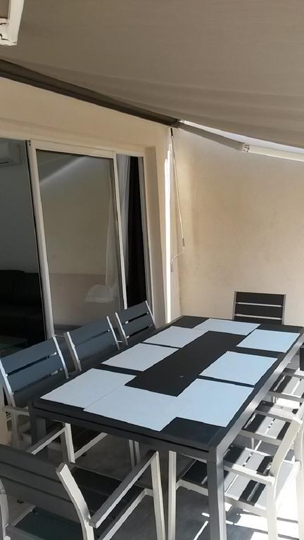 Safranier Townhouse Apartment Антиб Стая снимка