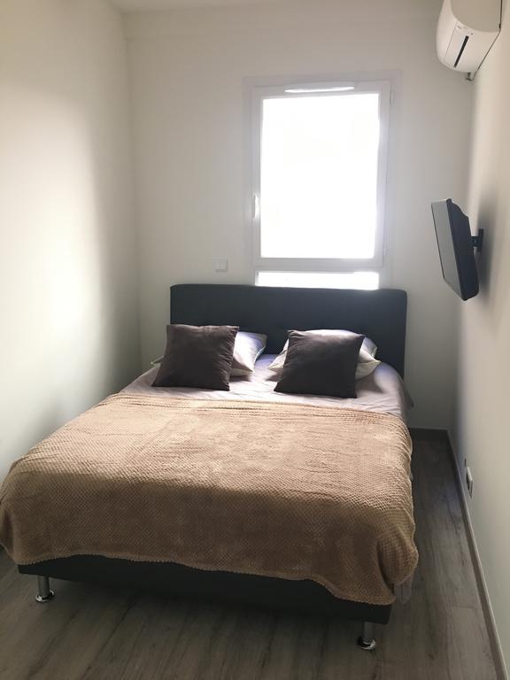Safranier Townhouse Apartment Антиб Екстериор снимка